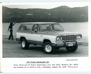 1977 Dodge Ramcharger PR Photo-03.jpg